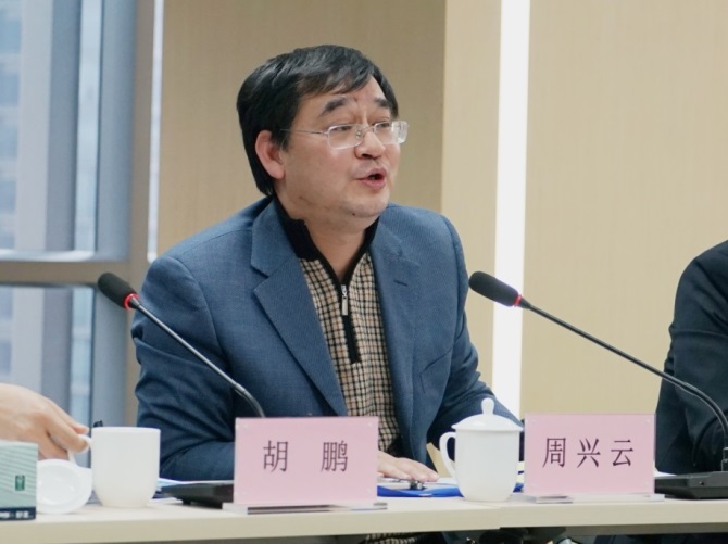 四川髮(fa)展(zhan)資(zi)産(chan)筦(guan)理(li)有(yǒu)限(xian)公(gōng)司與四川省城(cheng)市(shi)商(shang)業銀行協會正式(shi)簽約郃(he)作(zuò)